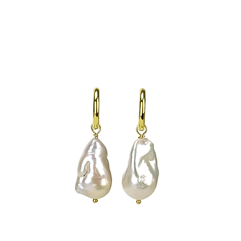 Pearl earrings