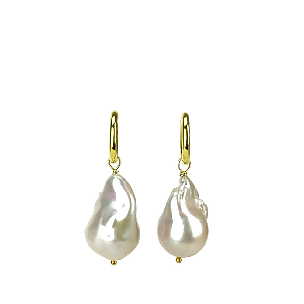 Pearl earrings